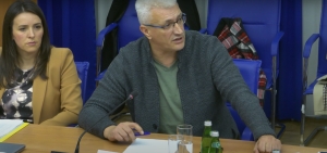 Dvadest godina imali smo jednog ministra u Vladama CG